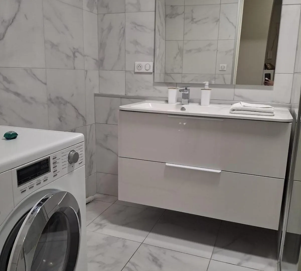 3 Pieces Apartment A Juan-Les-Pins Antibes 0*,